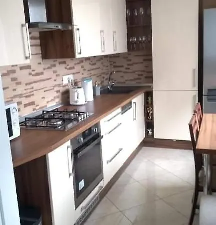Beautiful In The City Center Apartment *